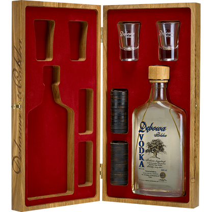 Debowa Oak Vodka. Dambord 0,50 Ltr 40 %